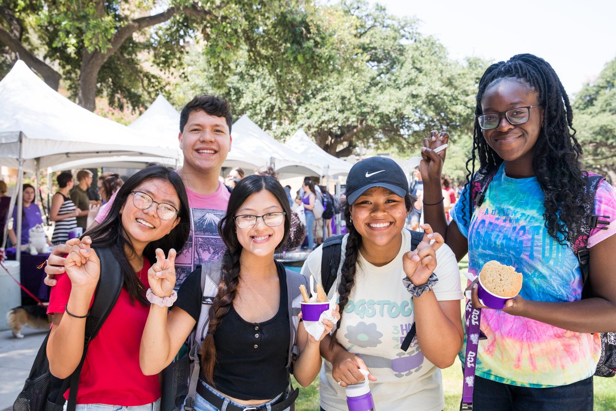 The first day back to campus is reason to celebrate! We had food, games, dogs and lots of fun! #FirstDayOfSchool