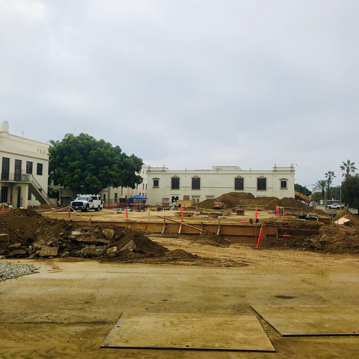 We are making great progress on the new learning commons ⁦@uofsandiego⁩
